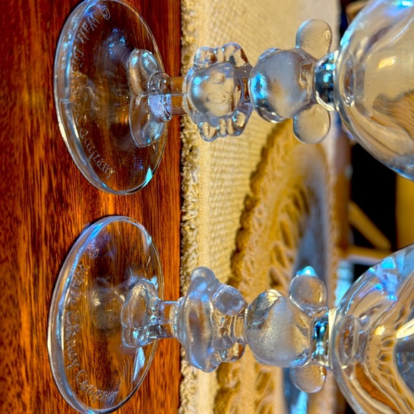 Vintage collectible Mickey and Minnie figural glass pair - Picture 4 of 5